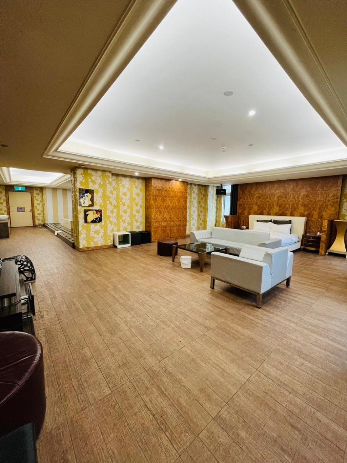 Walker Motel Tajpej Zewnętrze zdjęcie