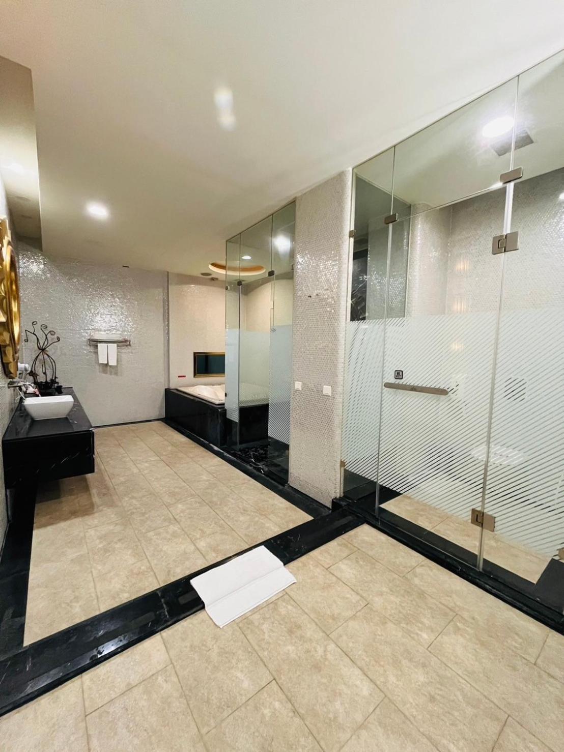 Walker Motel Tajpej Zewnętrze zdjęcie
