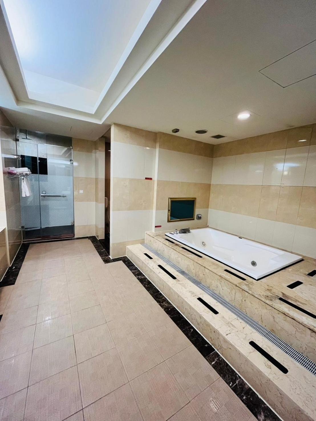 Walker Motel Tajpej Zewnętrze zdjęcie